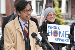 March 23, 2022 − State Senator Nikil Saval and Berks Stands Up brought together residents, community leaders, and elected officials in a united call for the passage of Pennsylvania’s Whole-Home Repairs Act (SB1135), a groundbreaking bipartisan bill that establishes a one-stop shop for home repairs and weatherization while creating new, family-sustaining jobs in a growing field.